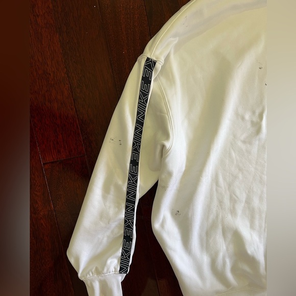 Nike womens Classic White Crewneck Sweater - Picture 5 of 5
